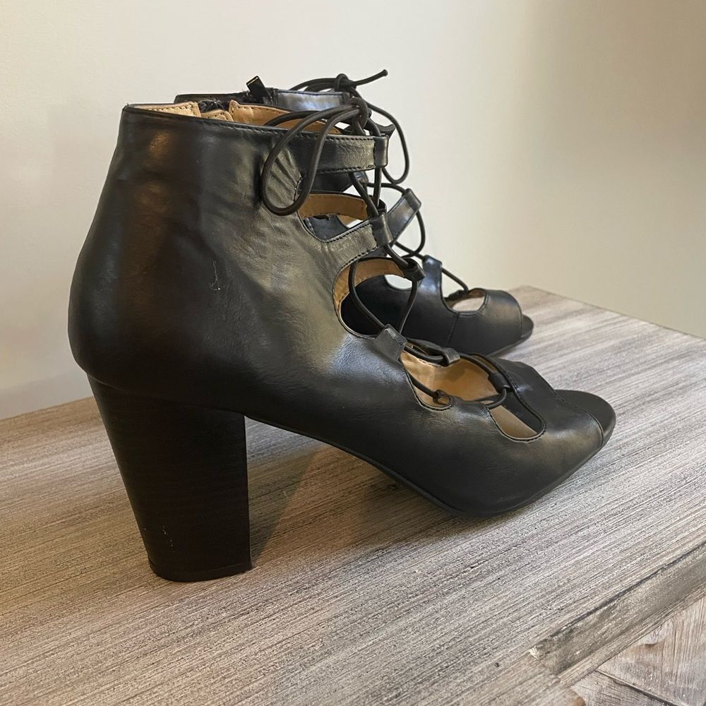 CL by Laundry Black Strappy Heels - Picture 2 of 5
